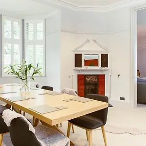  Apartment Ramsay Gardens - Grand 4-bedroom Next To Castle